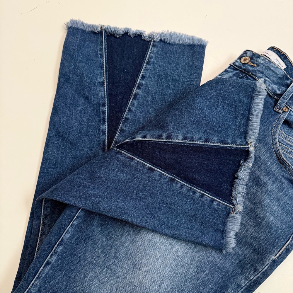 Kancan Jeans Estilo Patchwork Flare Back Raw Hems… - image 11